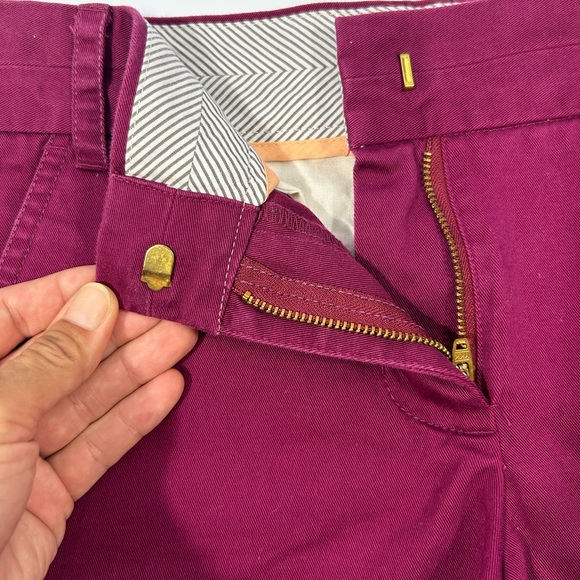 J.Crew Women’s CHINO Shorts In Color Magenta Low Rise Size 4 - Picture 4 of 8